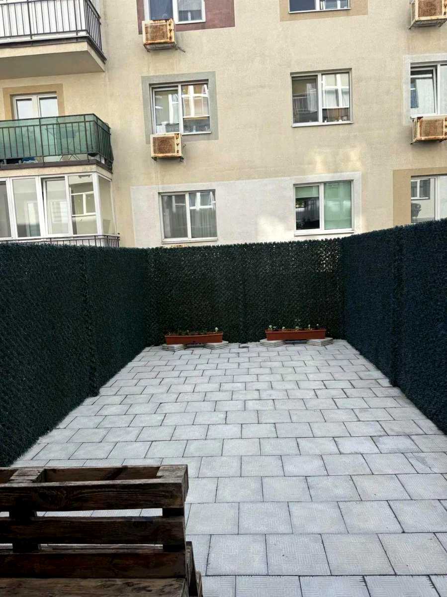 1877041200903091