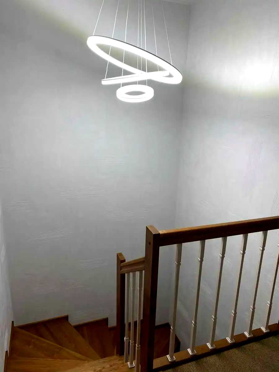 1877041836581110