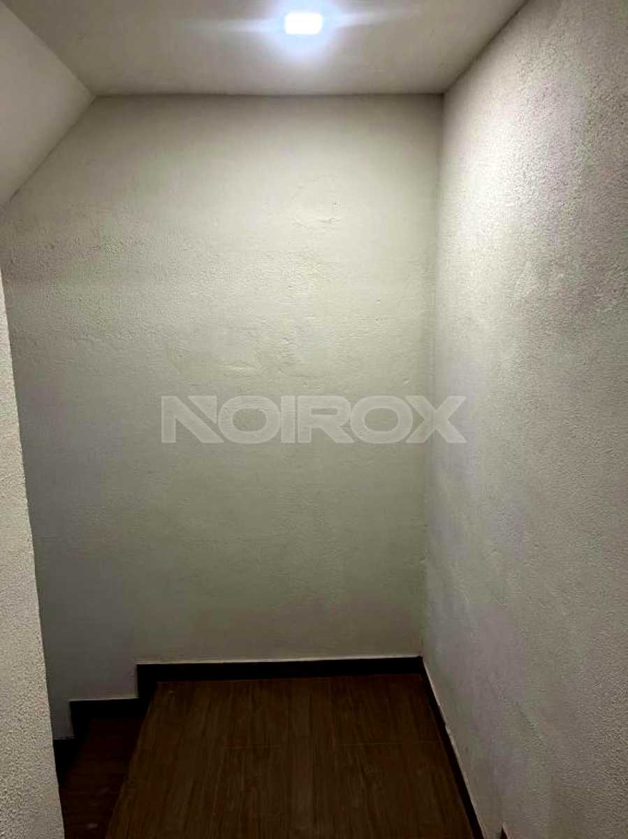 1877042269102671