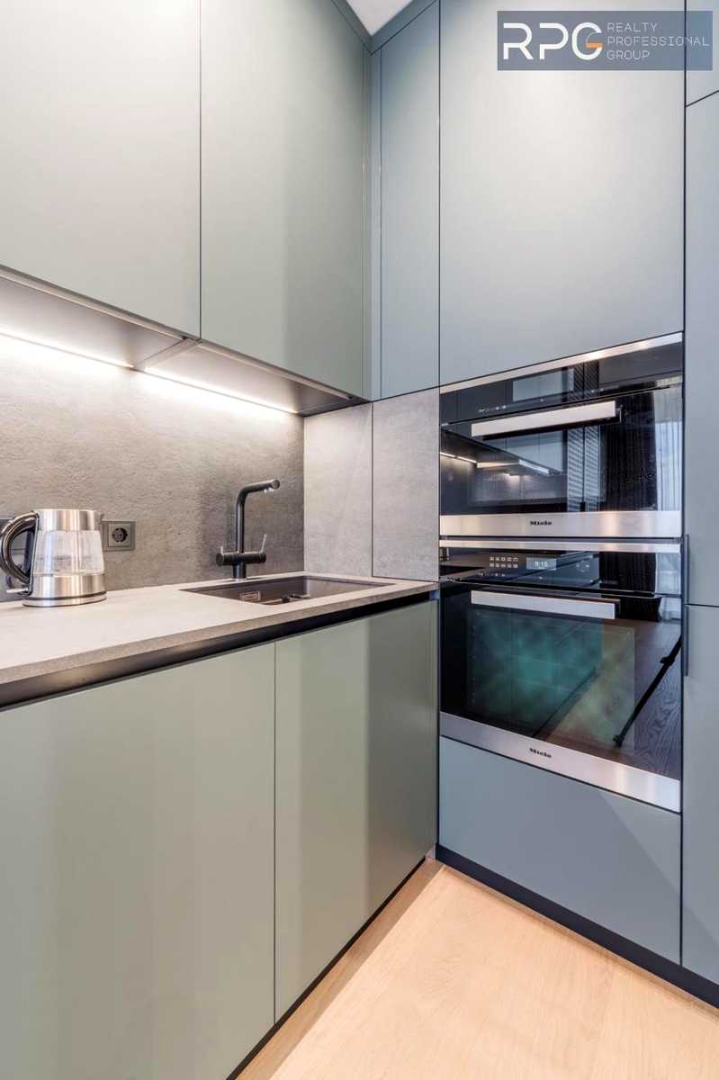 1877043732337140