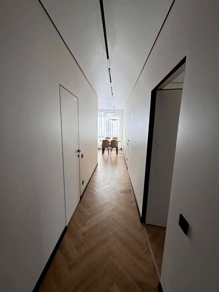 1877043926173794