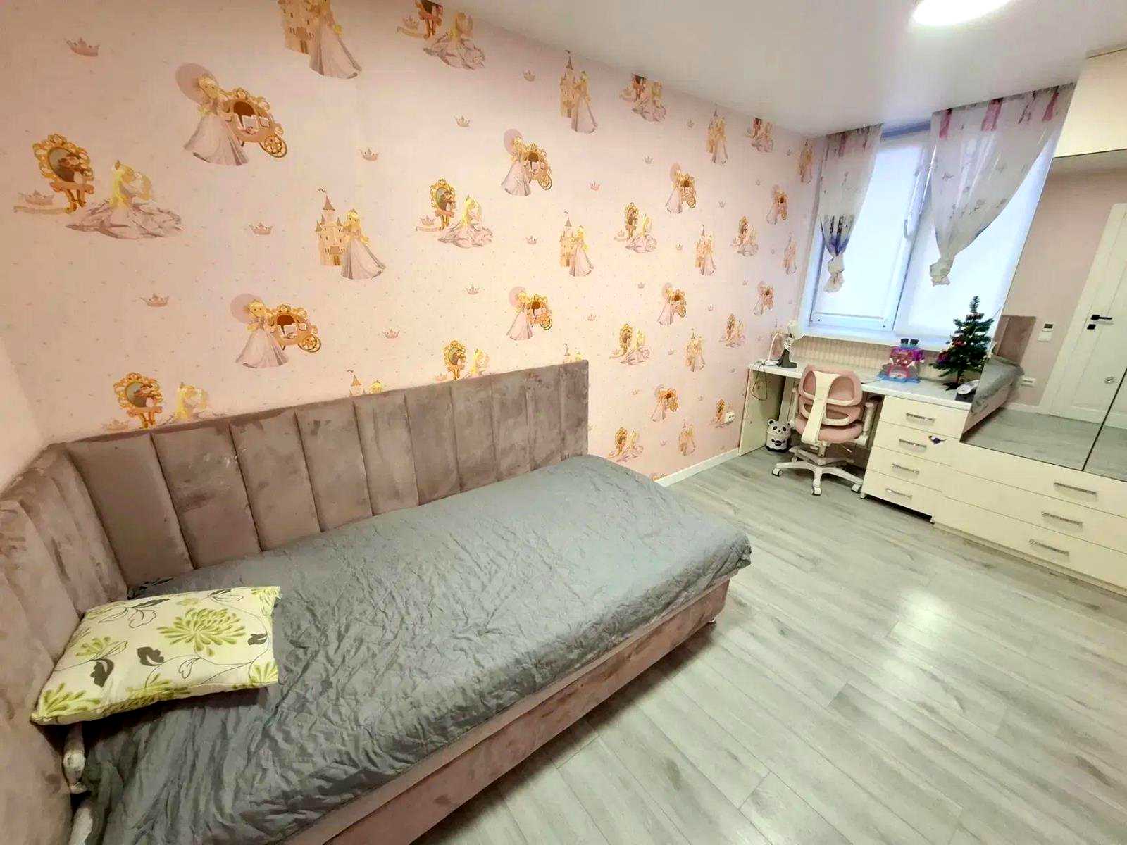 1877044166489454