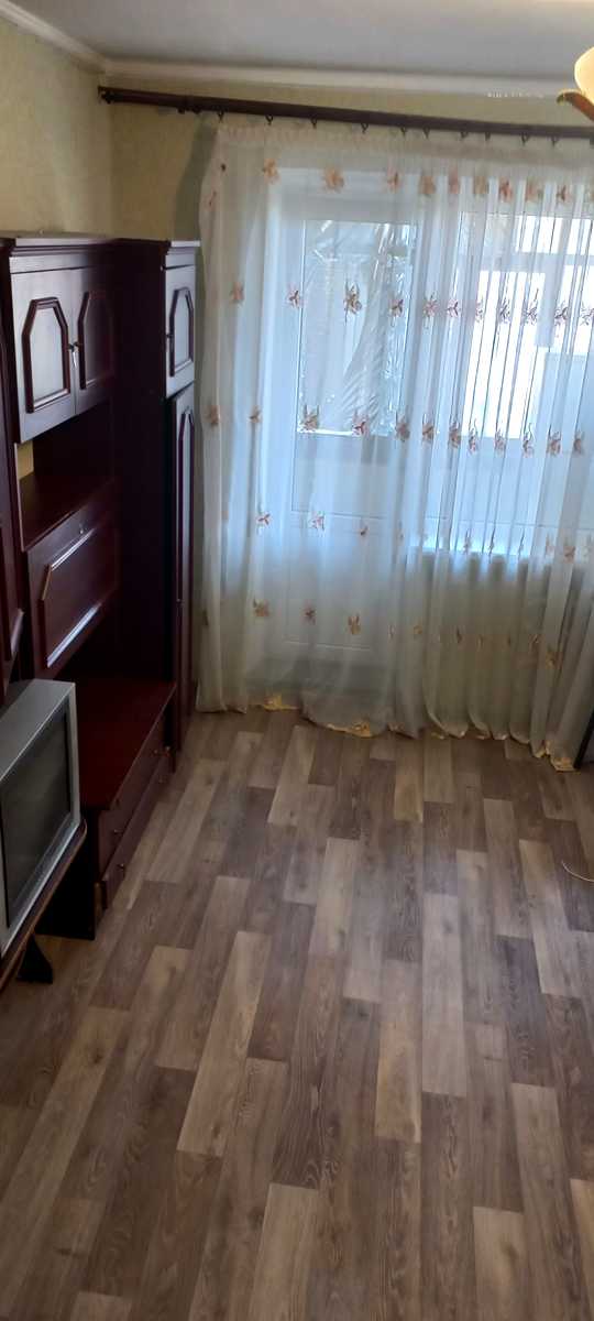 1877044257407182