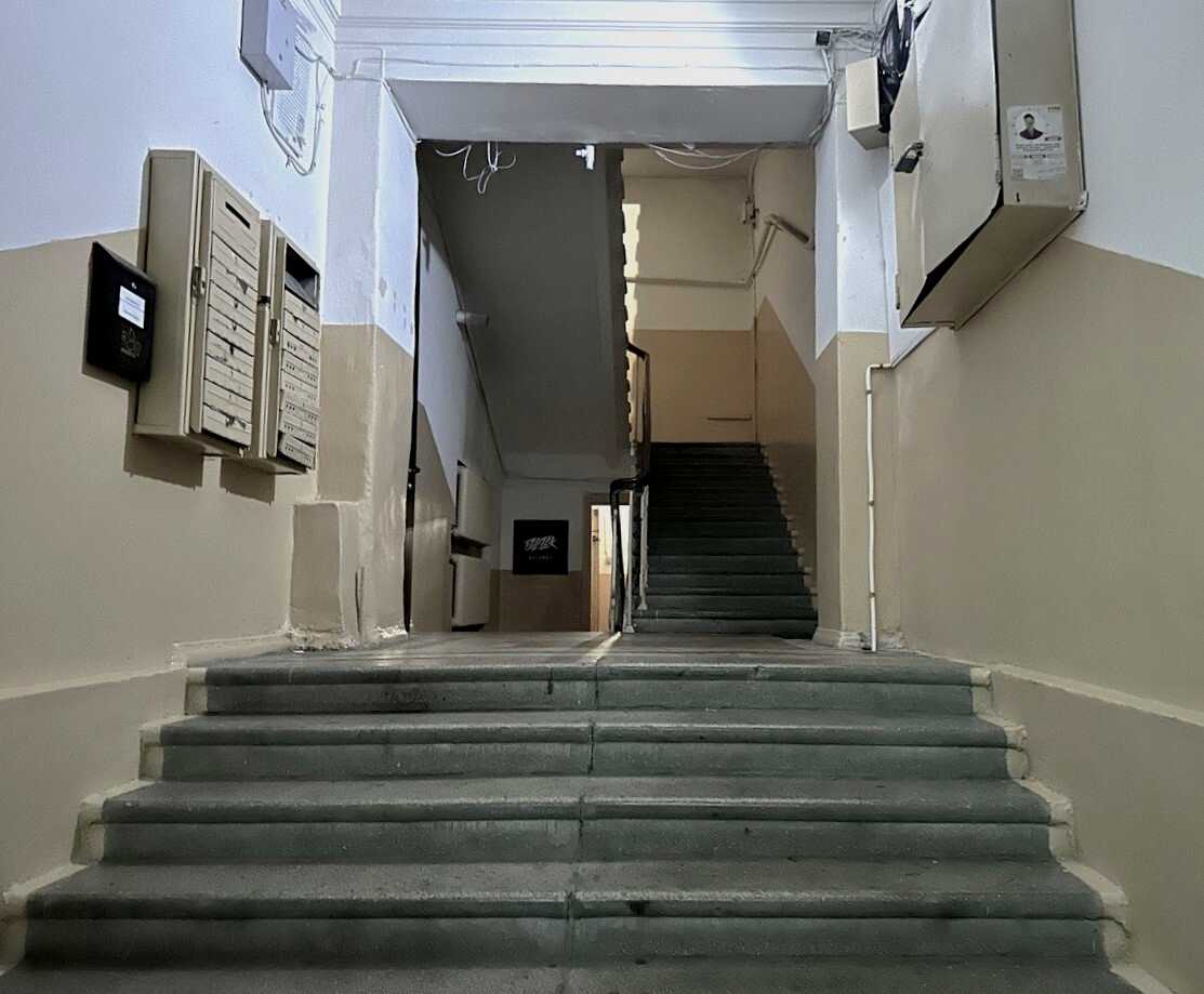 1877046513914588