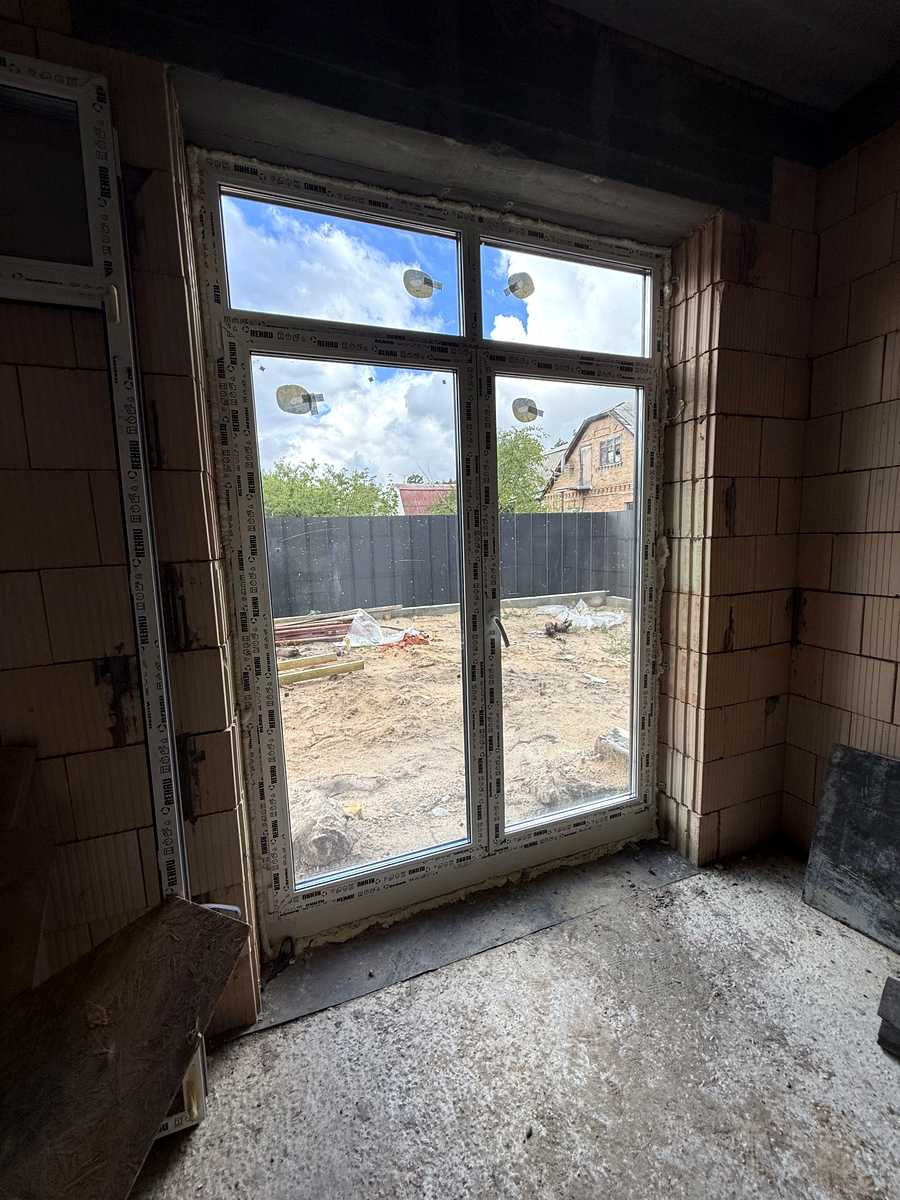 1877048286620209