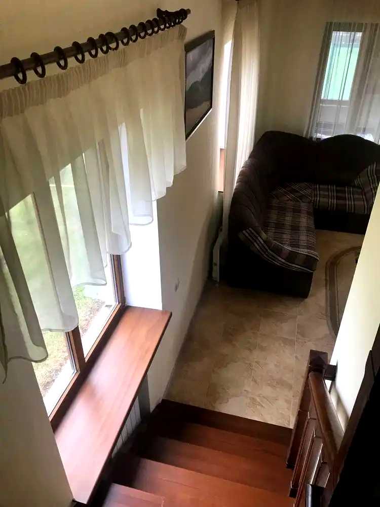 1877048722996034