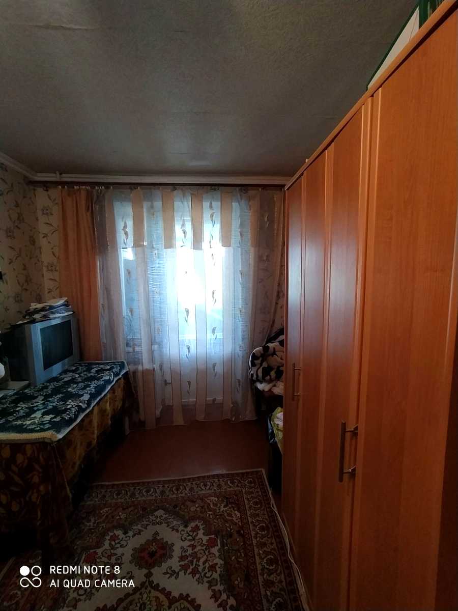 1877048749728686