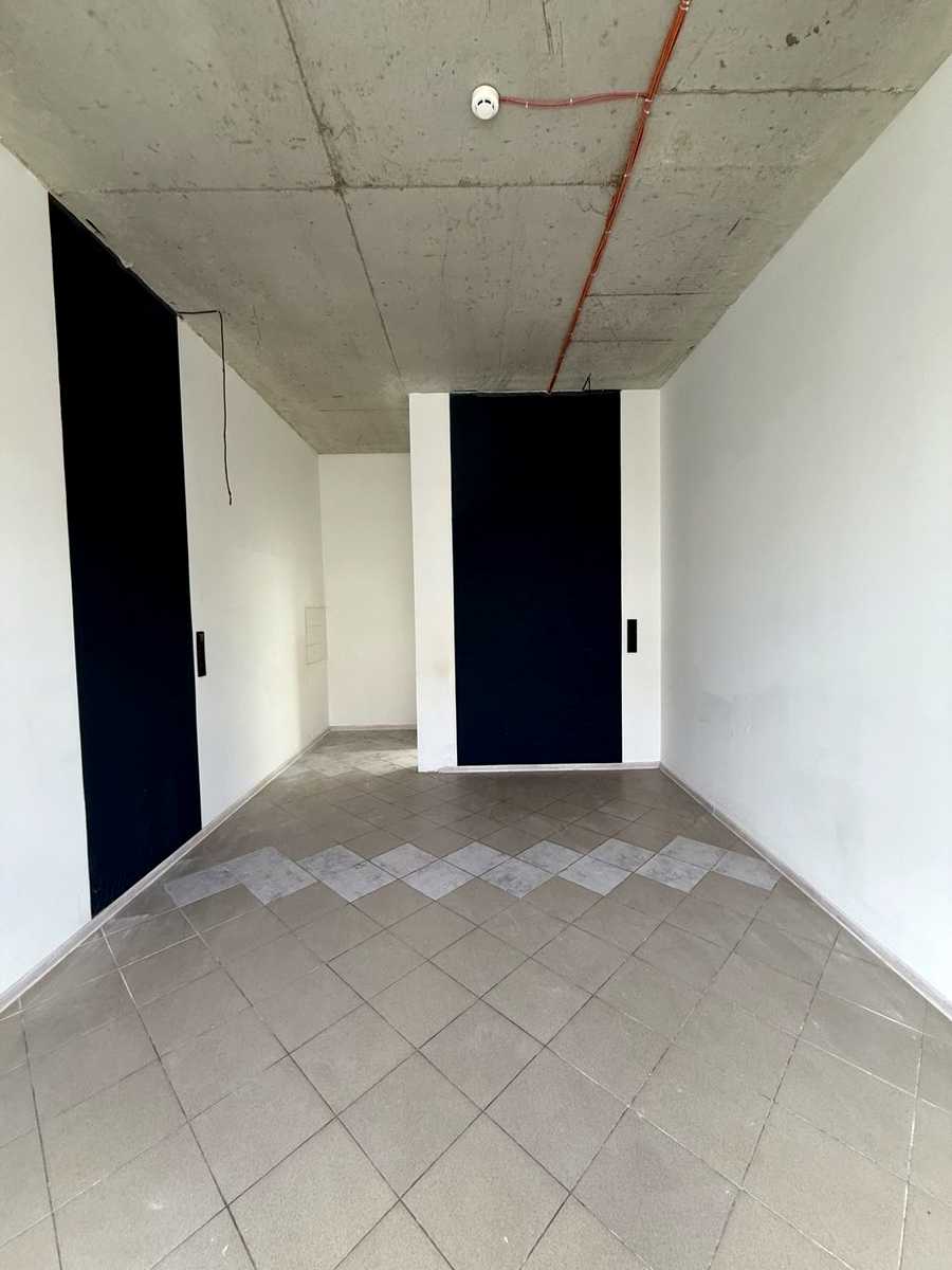 1877050491175812