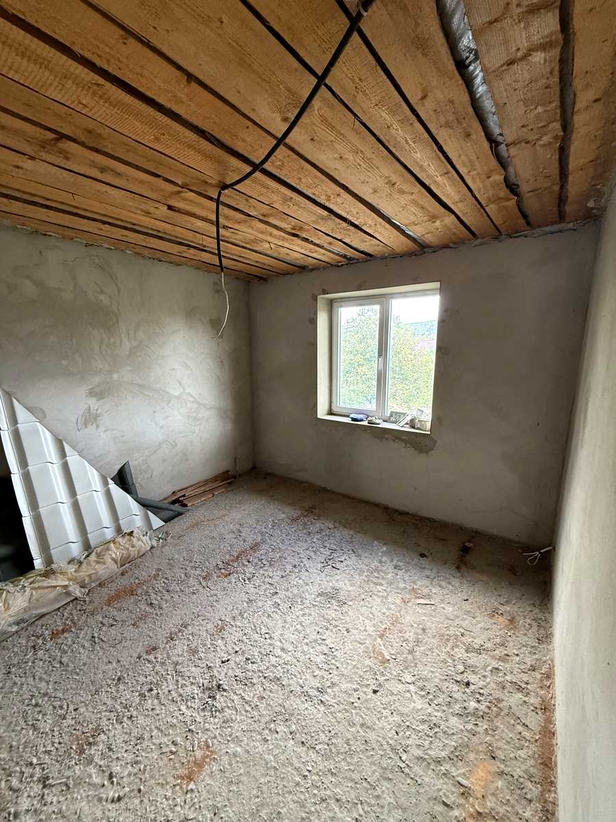 1877053226805924