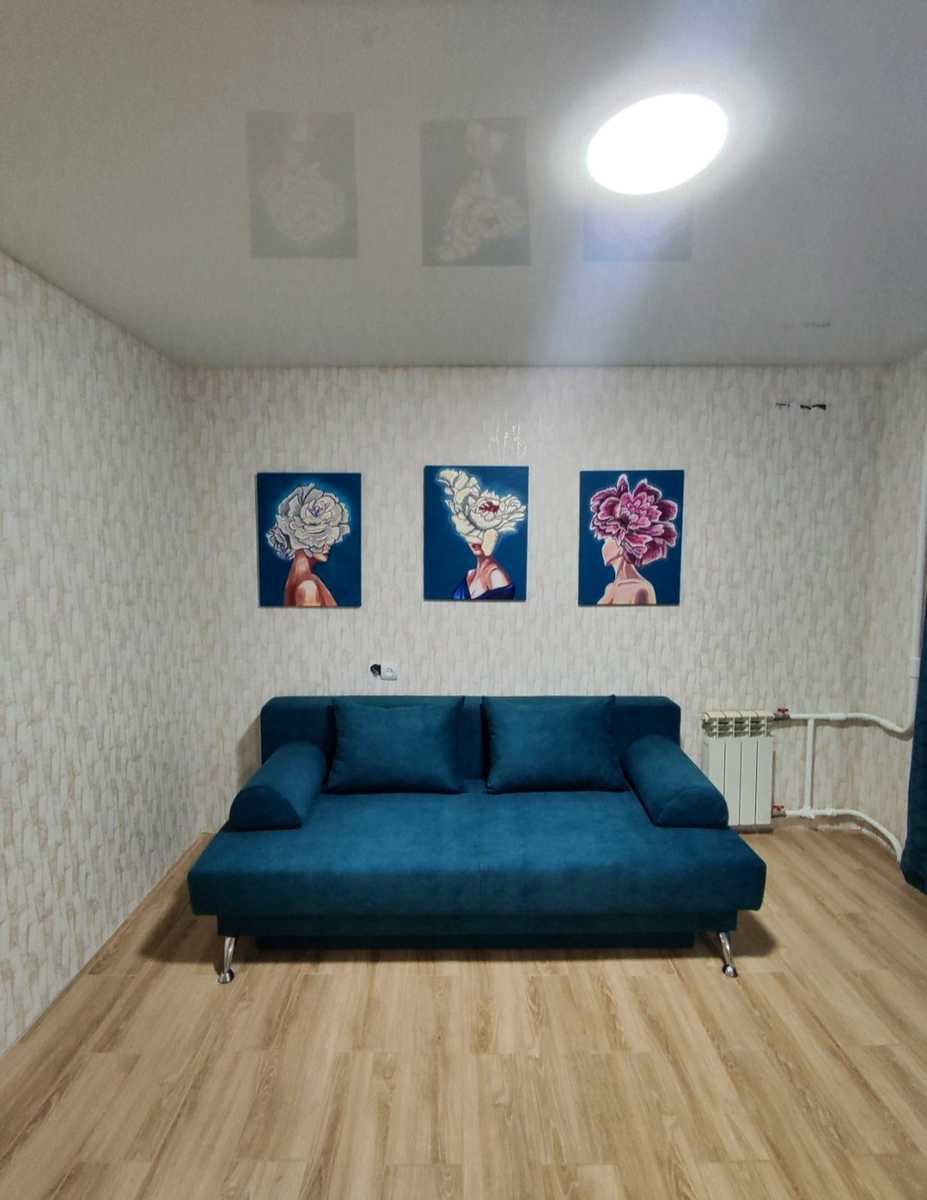 1877053294295315