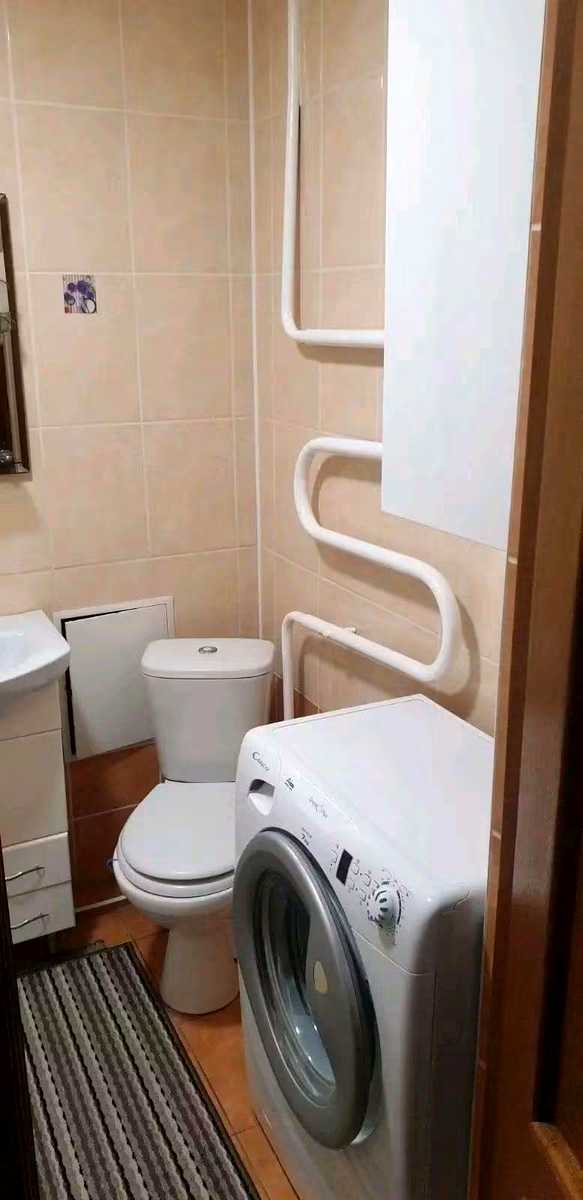 1877055172514806