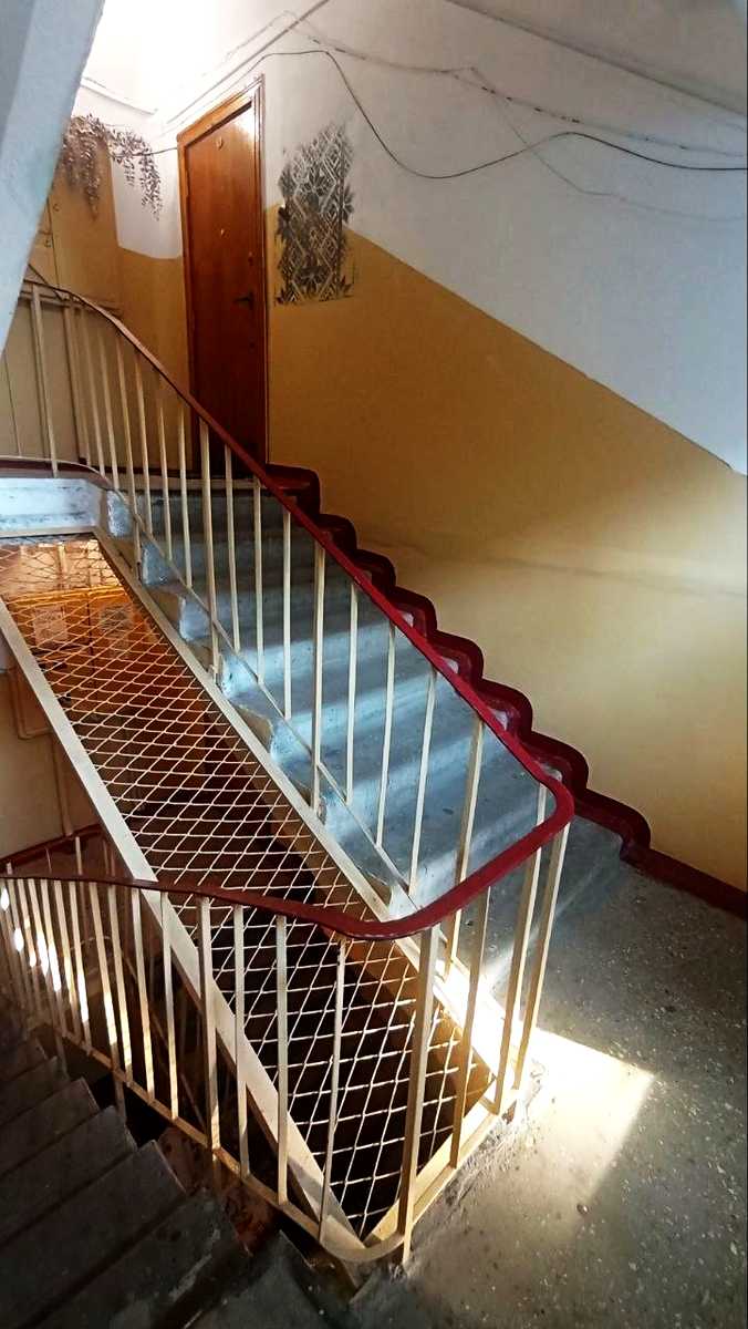 1877056912677068