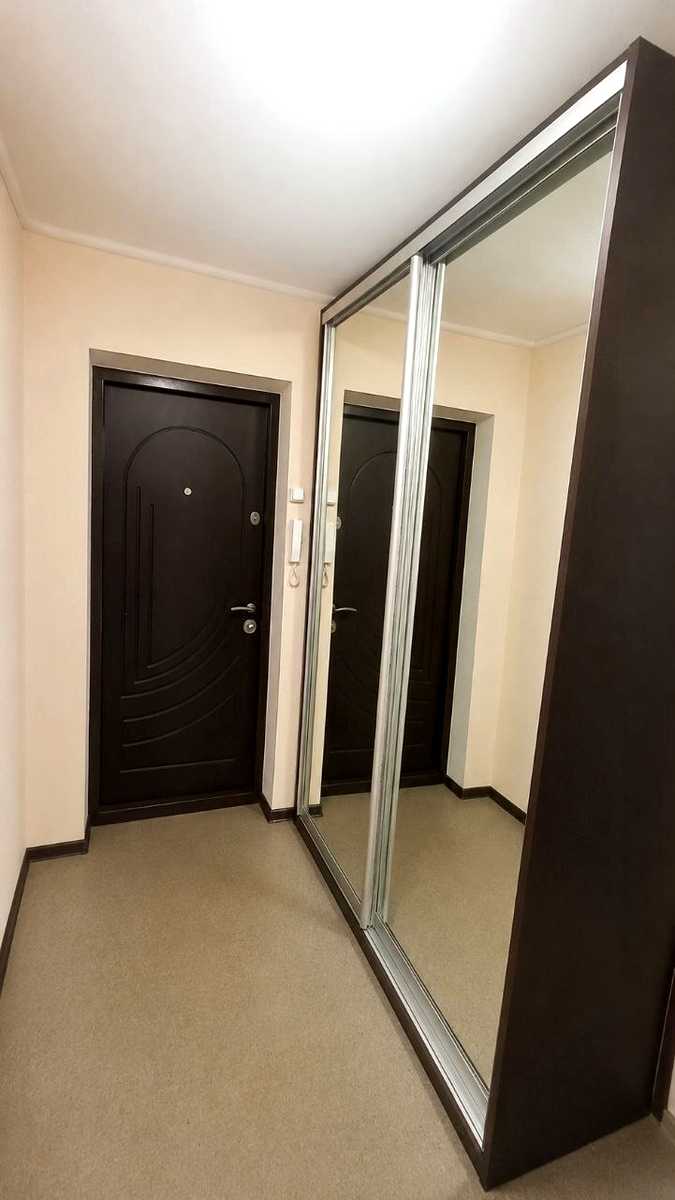 1877056913829710