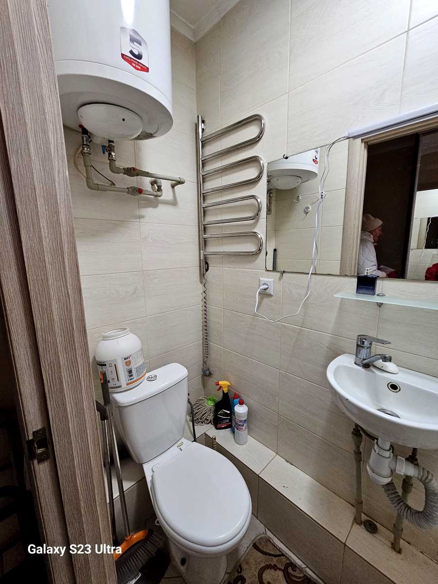 1877060353809199