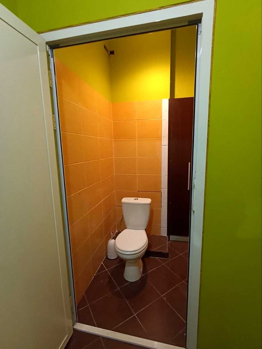 1877060863440819