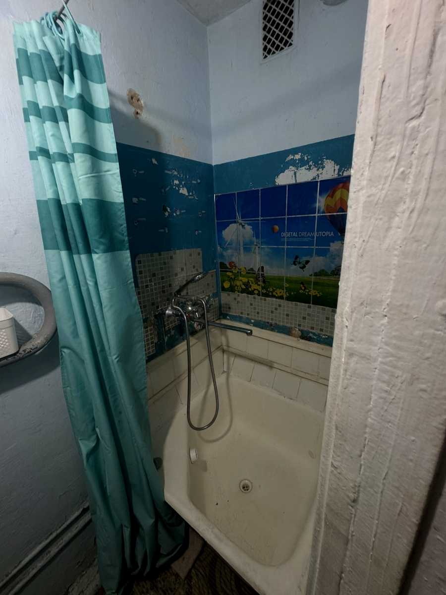 1877061080005590
