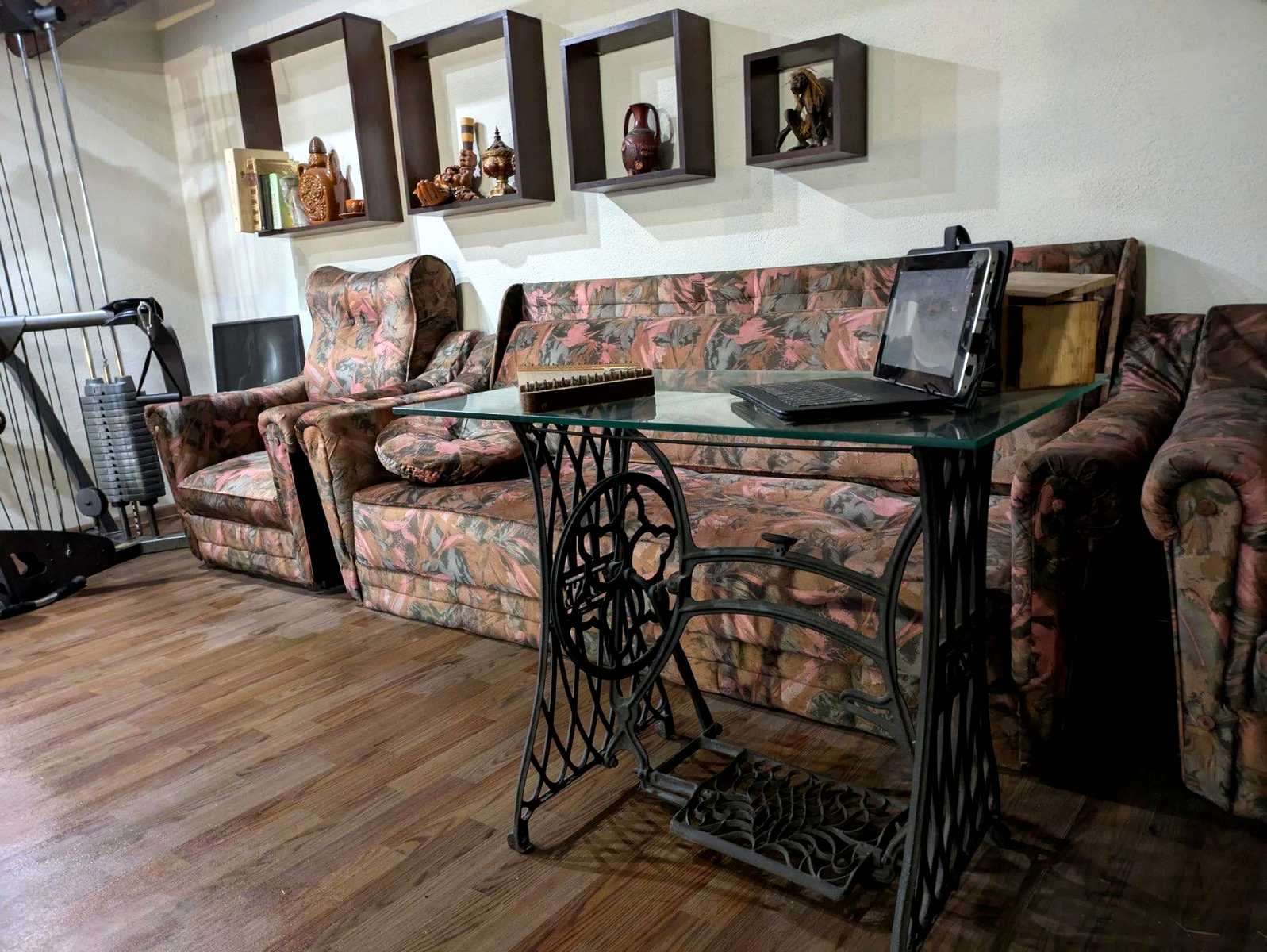 1877061363441393