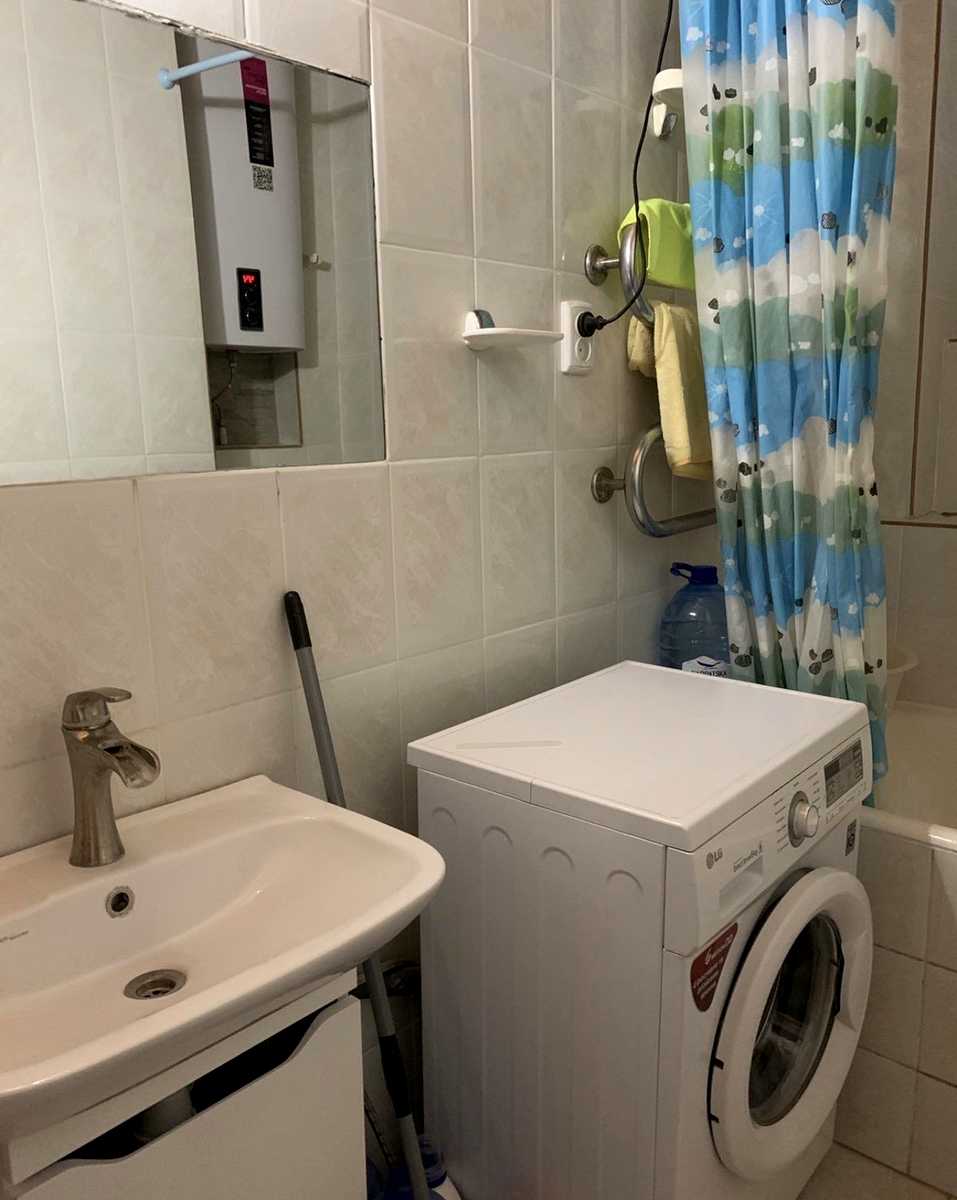 1877062198509705