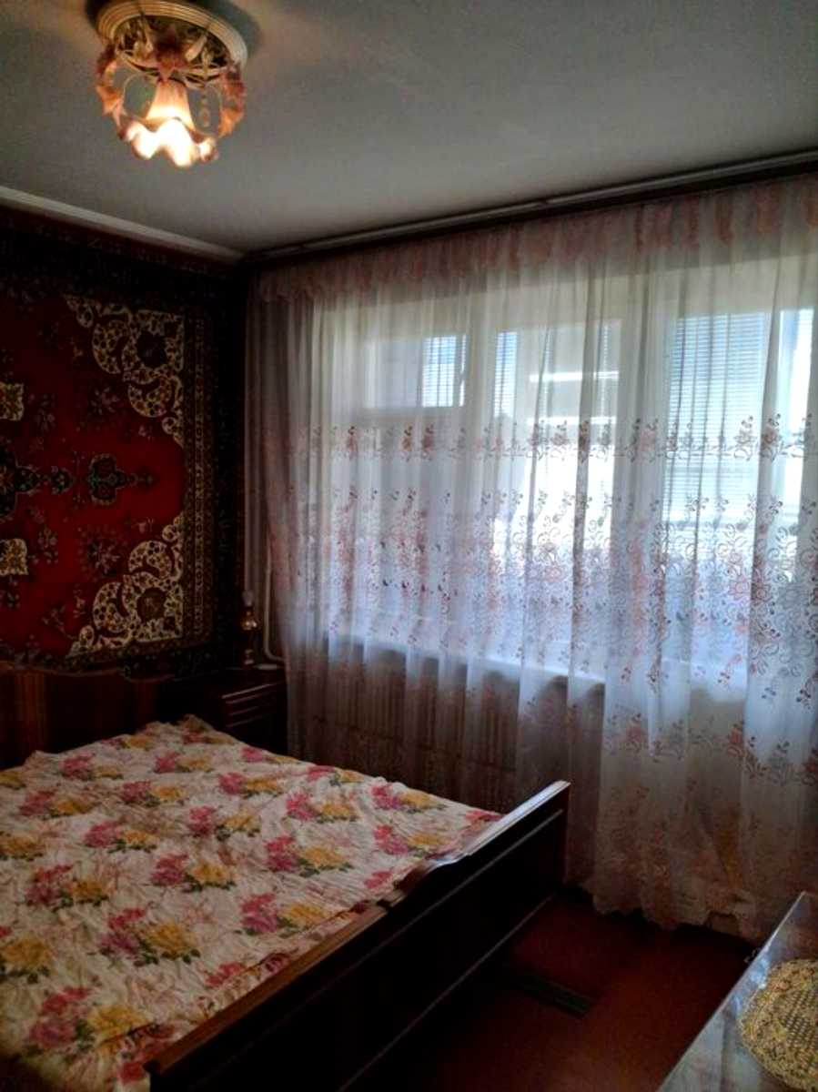 1877064958717481
