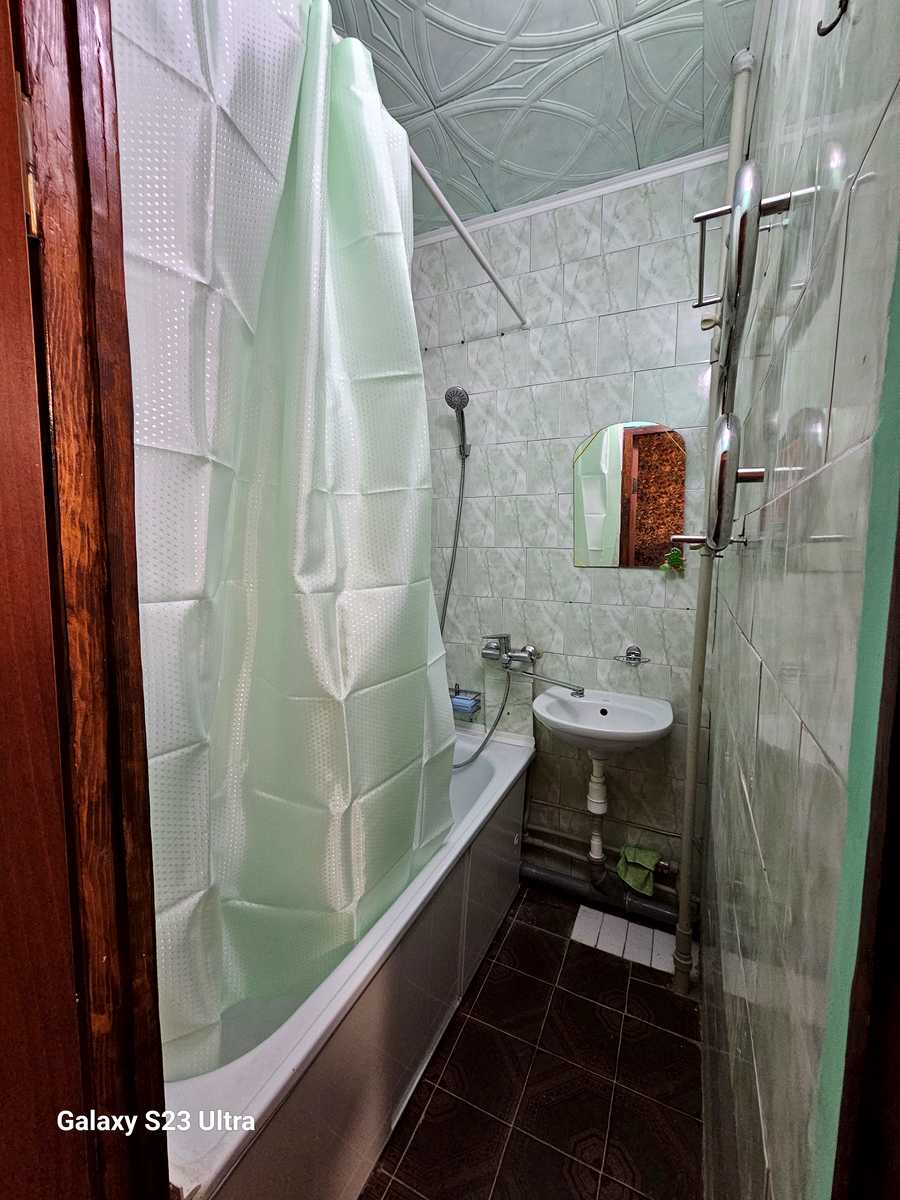 1877066938325297