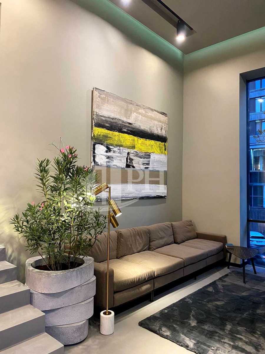 1877068017472259