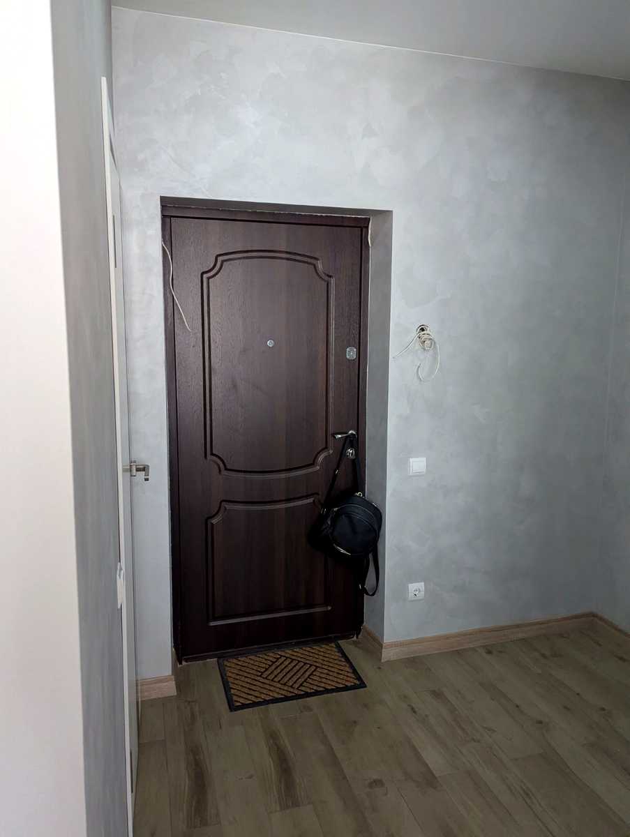 1877069233700598