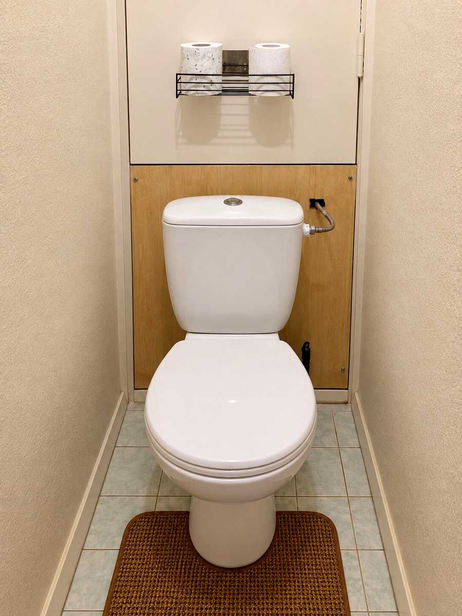 1877095838285756