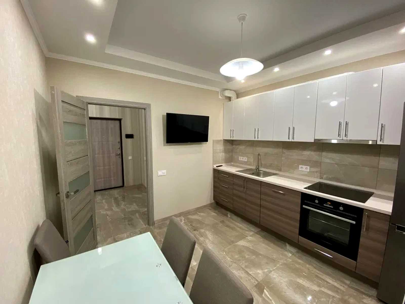 1877099886233572