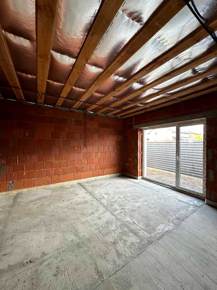 1877099908790654