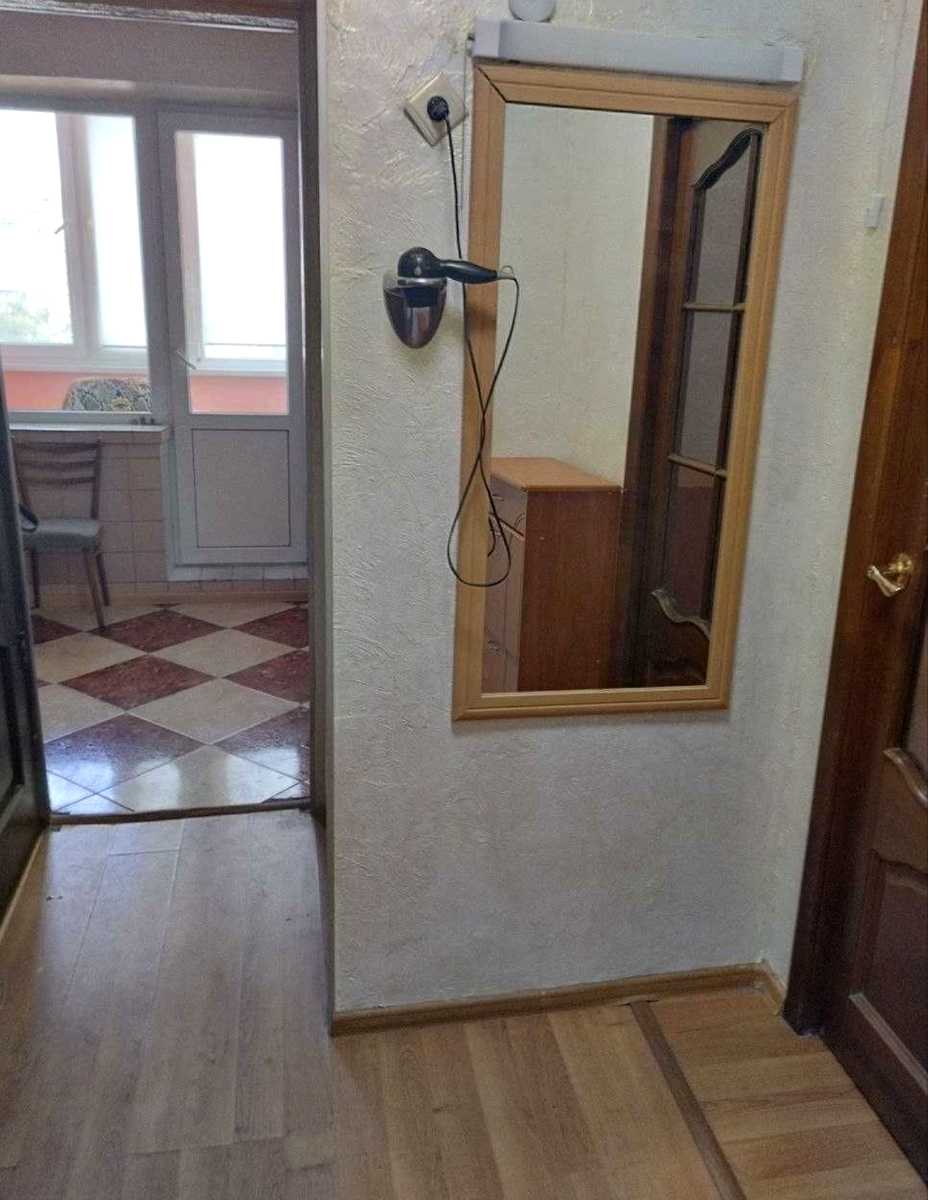 1877100006998055