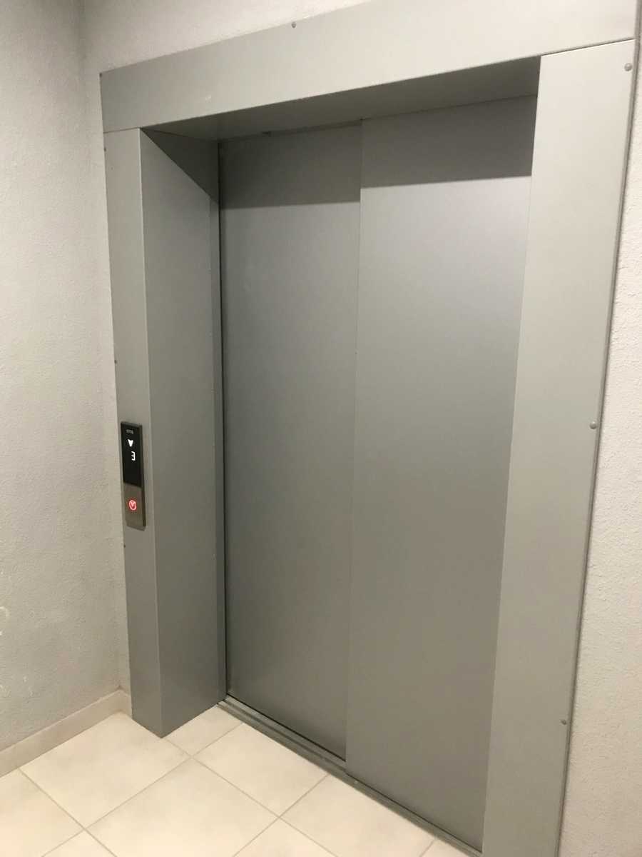 1877102582676364