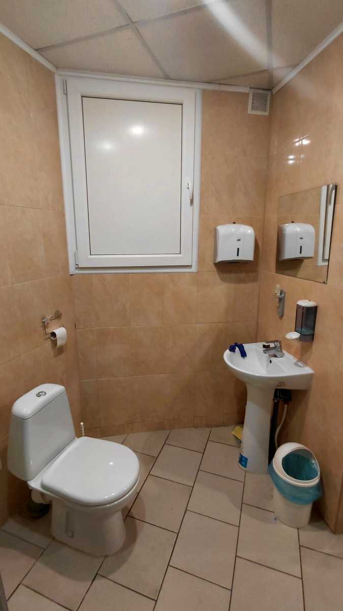 1877104625150825