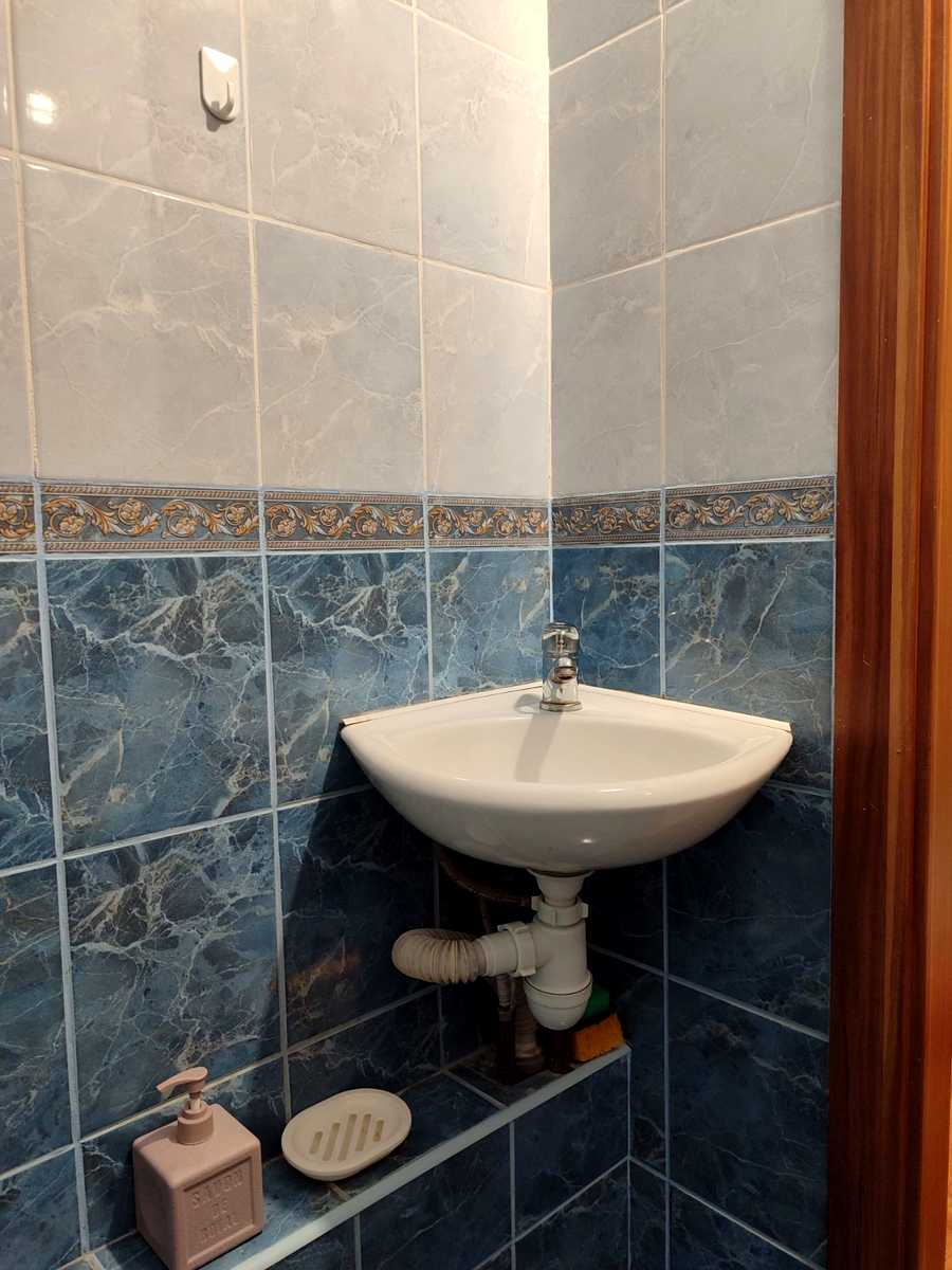 1877107679188404