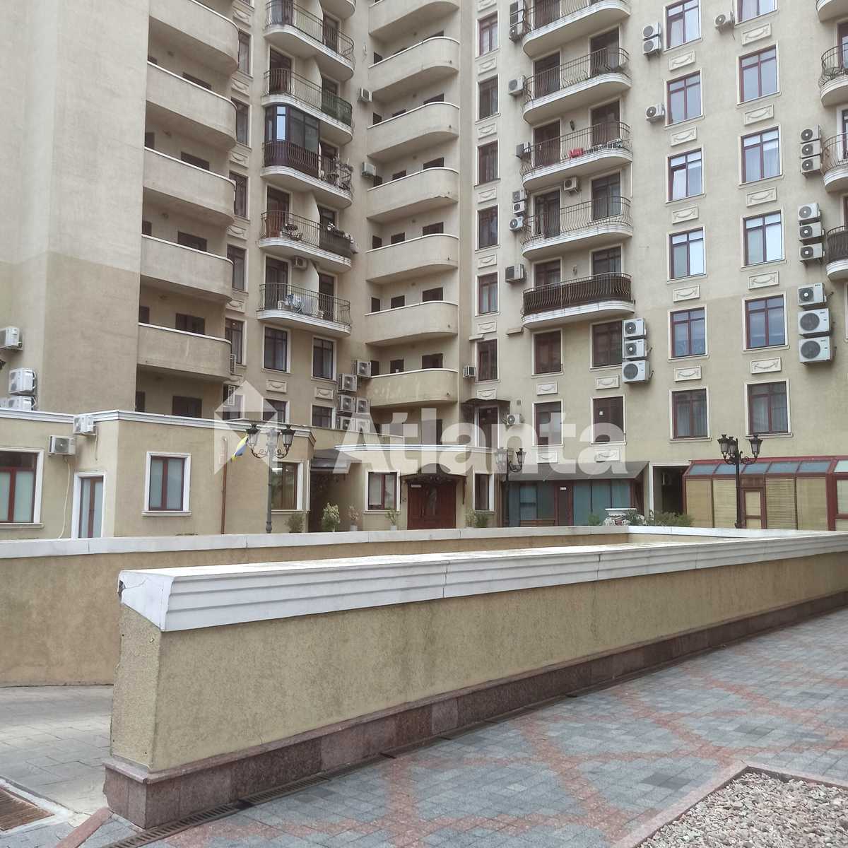1877108251656040
