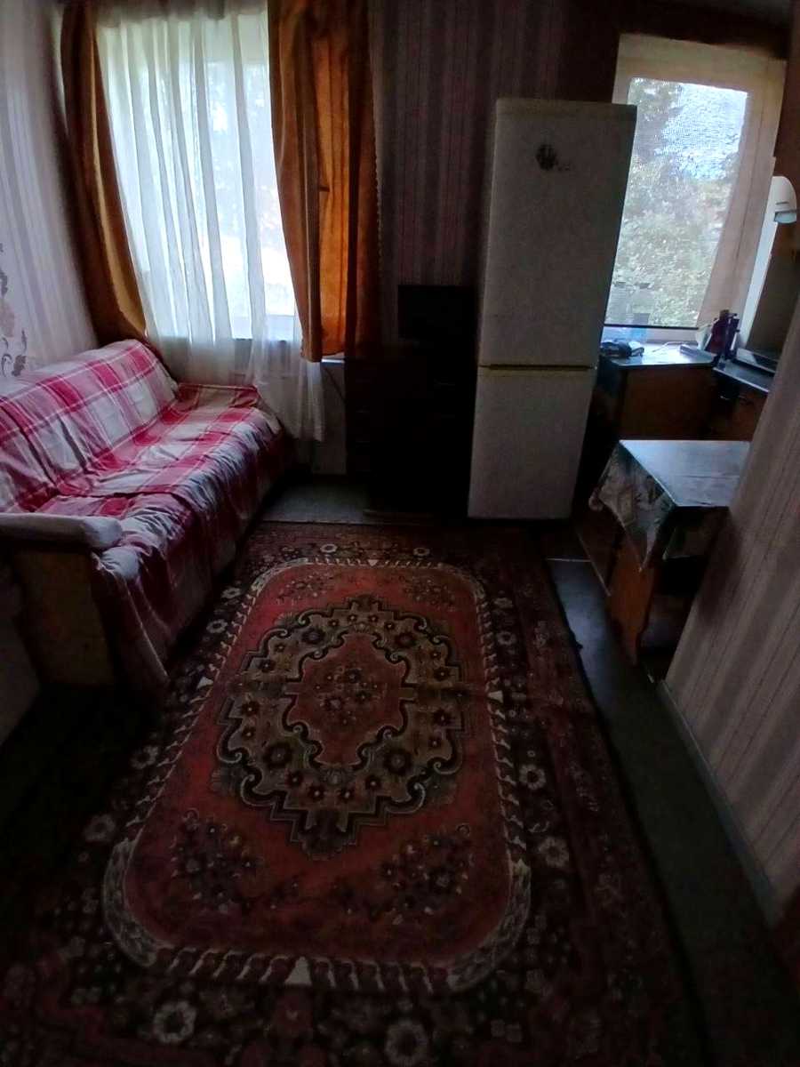 1877108382160886