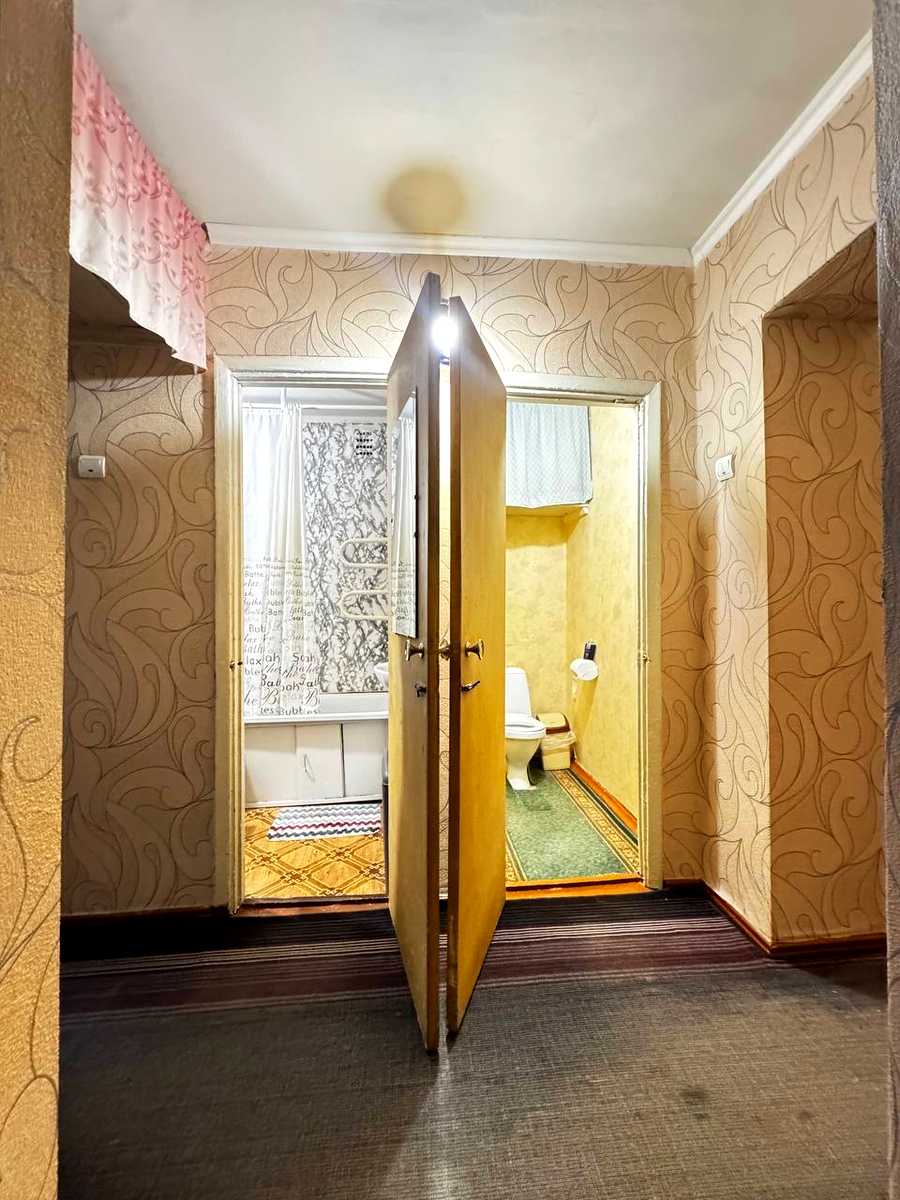 1877108635171736