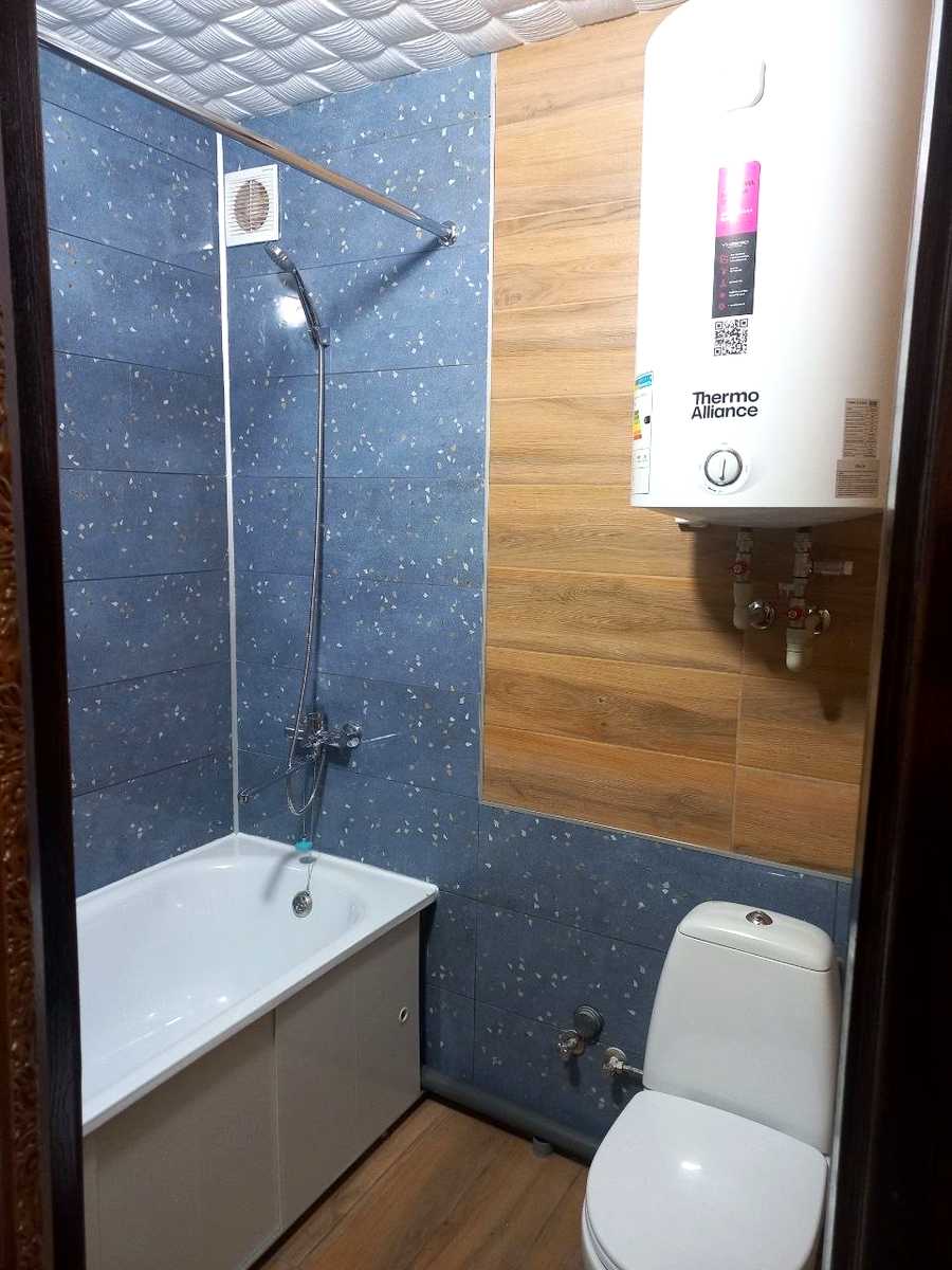 1877110146978605