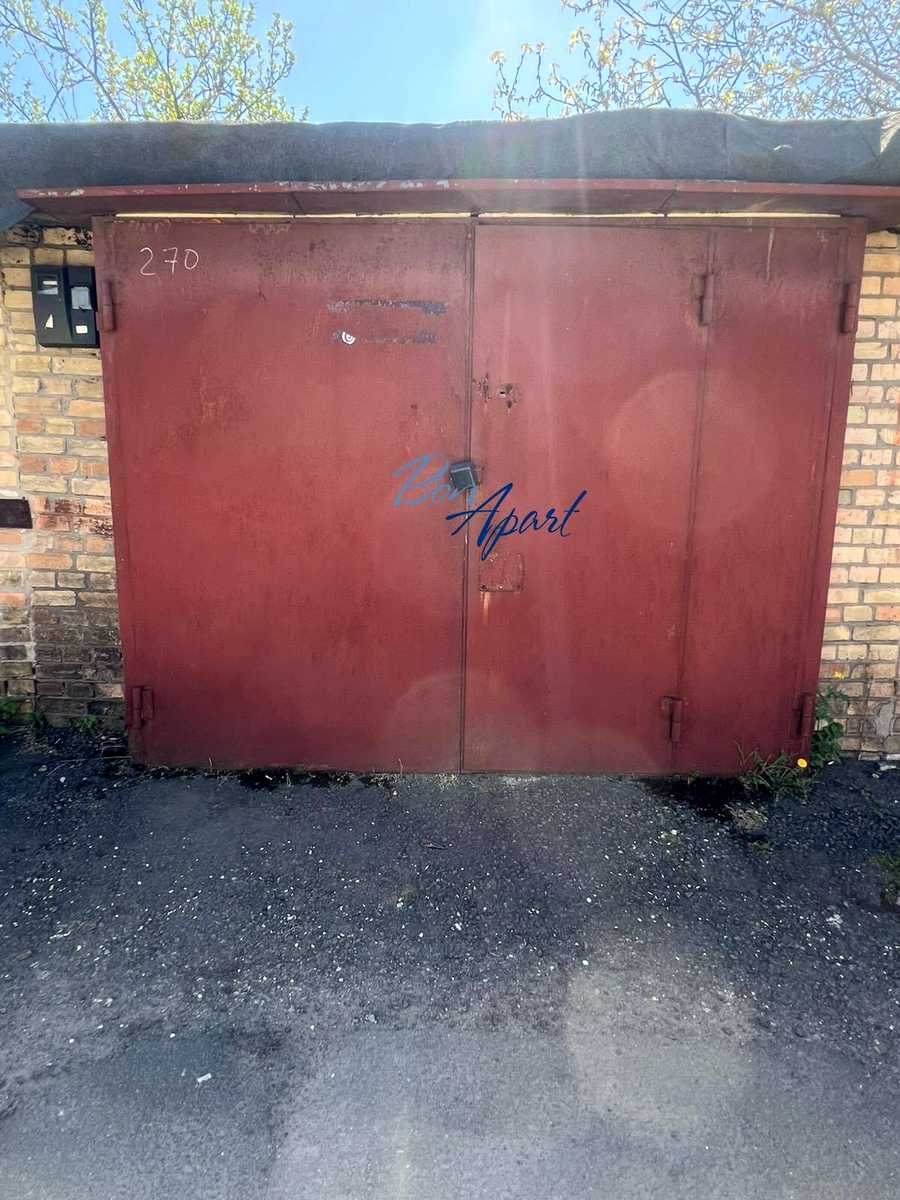 1877112655900646