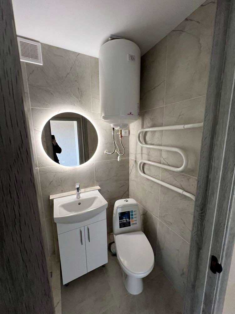 1877113200373372