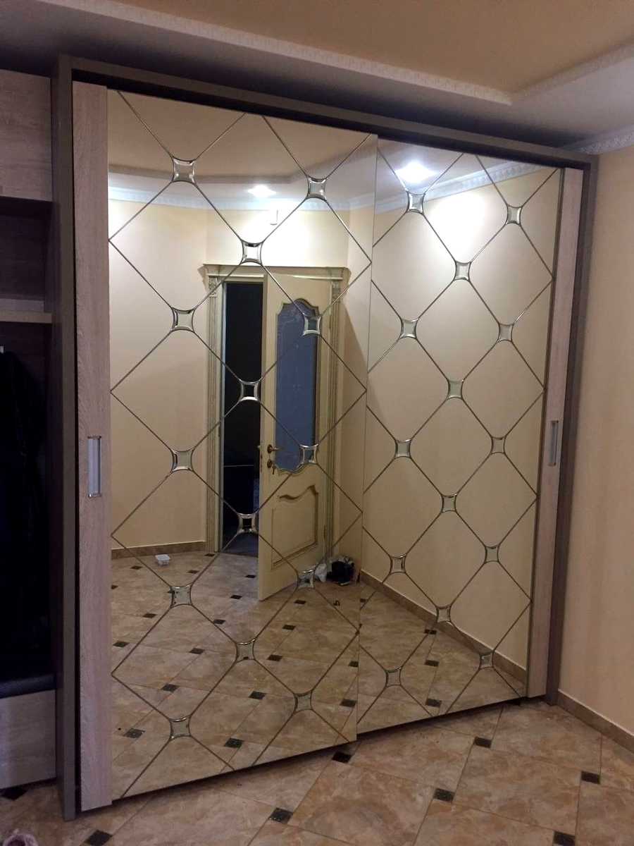 1877113380444539