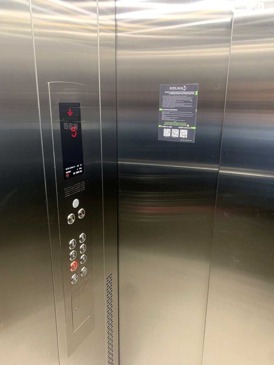 1877117356177046