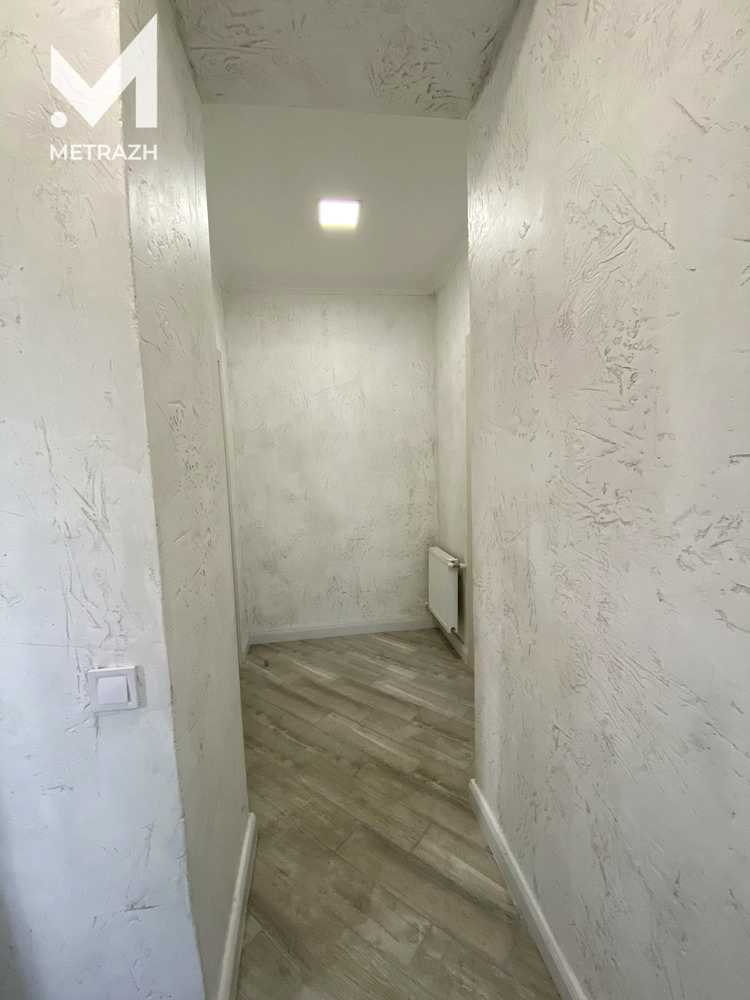 1877117819271763