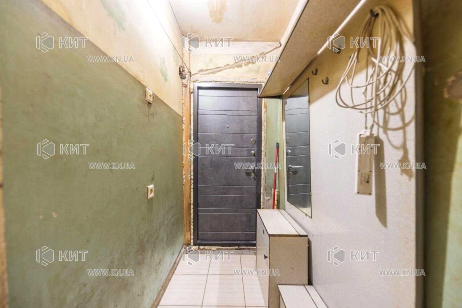 1877119587574675