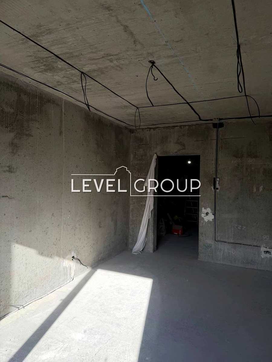 1877120026200844