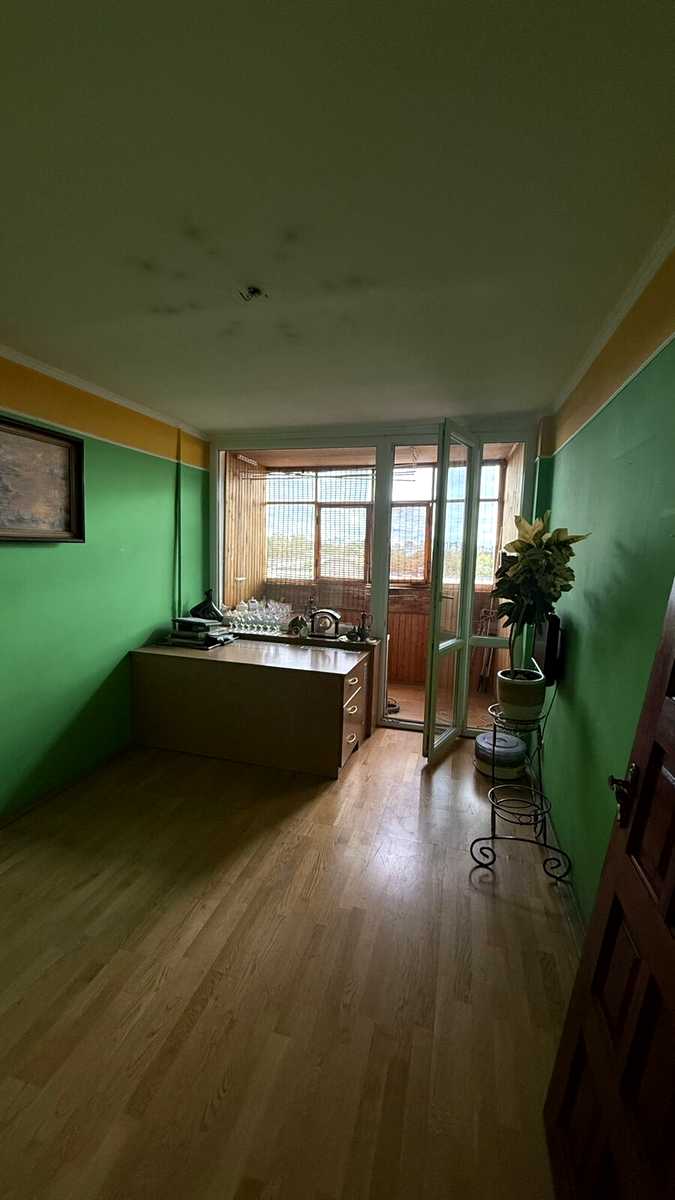1877120073378125