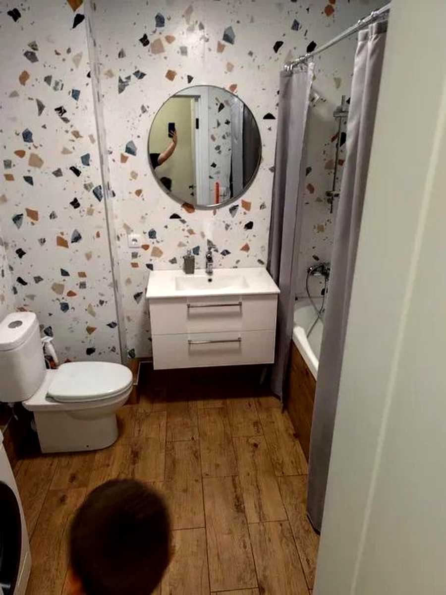 1877120343814759