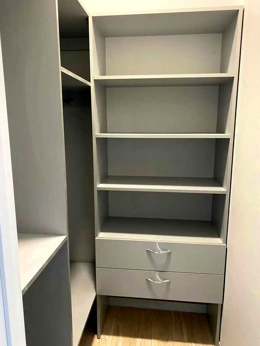 1877120679898344
