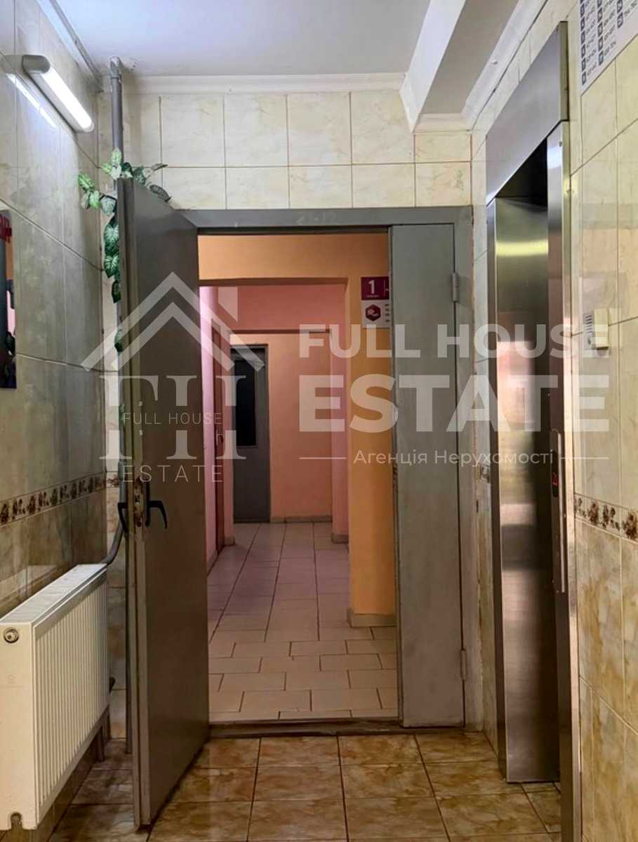 1877122427677714