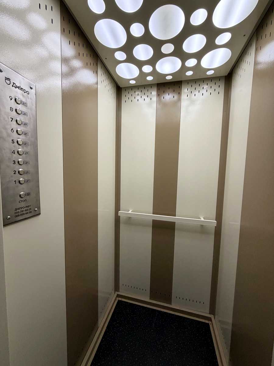1877122771993255