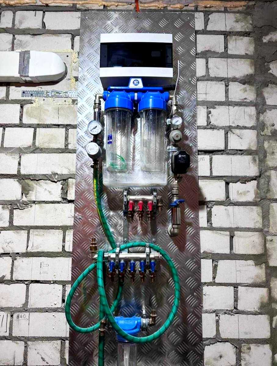 1877123642080768